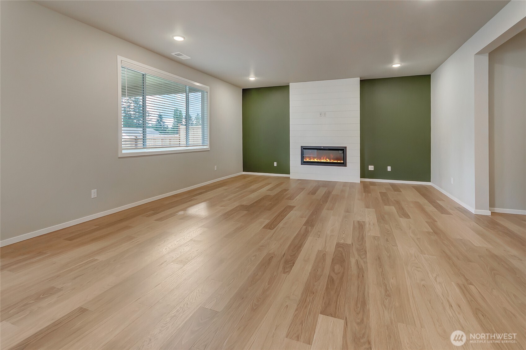 18222 37th Avenue Property Photo 11