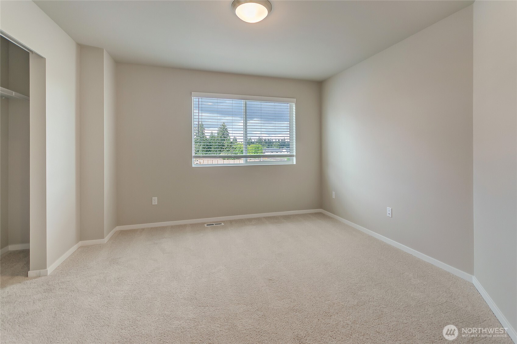 18222 37th Avenue Property Photo 15
