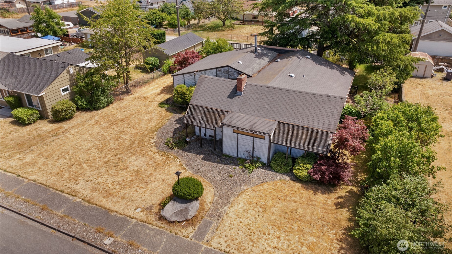 6621 S Oakes Street Property Photo 1
