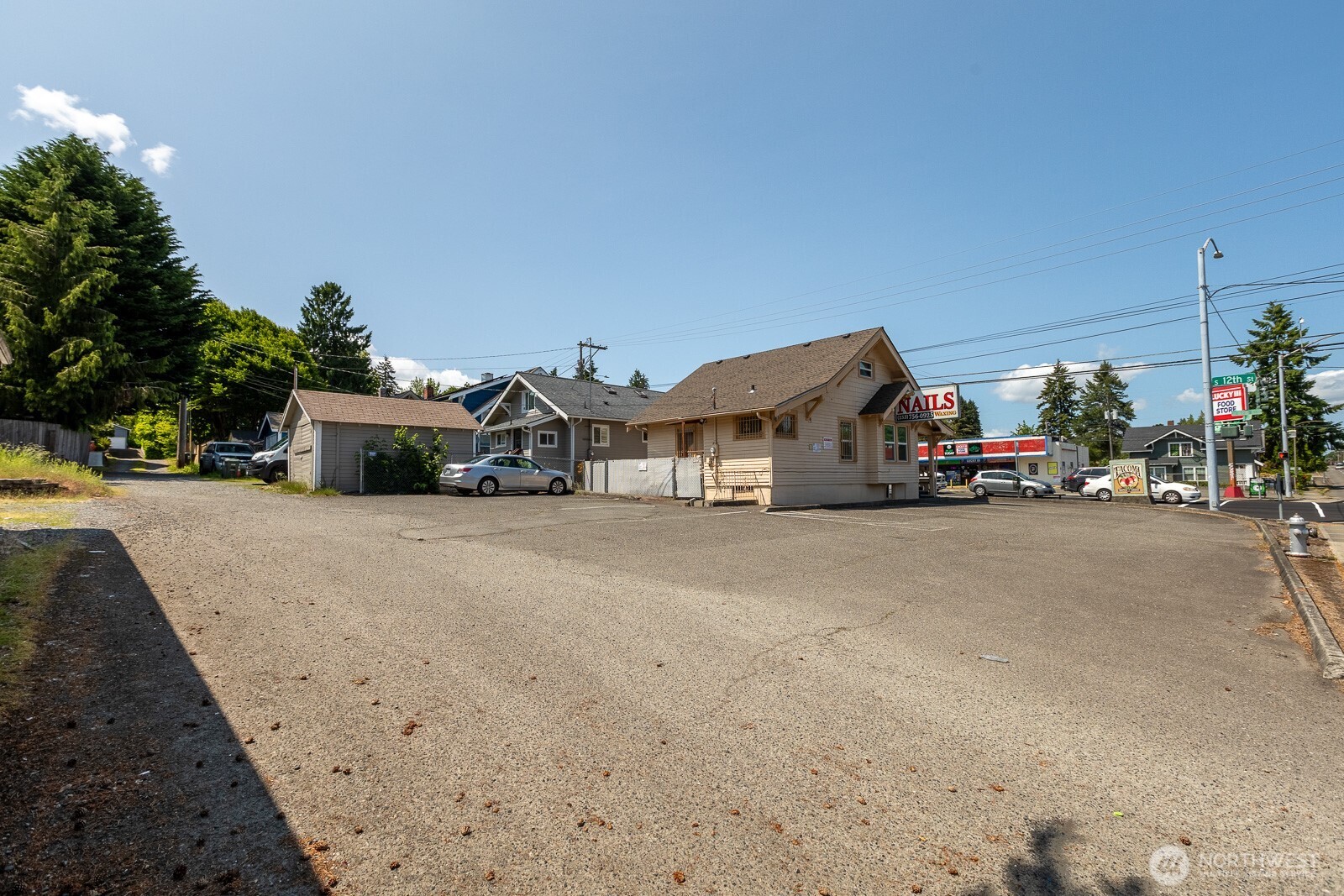 3606 S 12th Street Property Photo 3