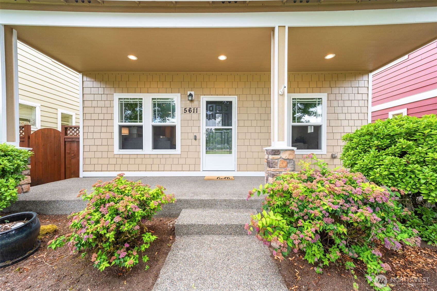 5611 Balustrade Boulevard Property Photo 3