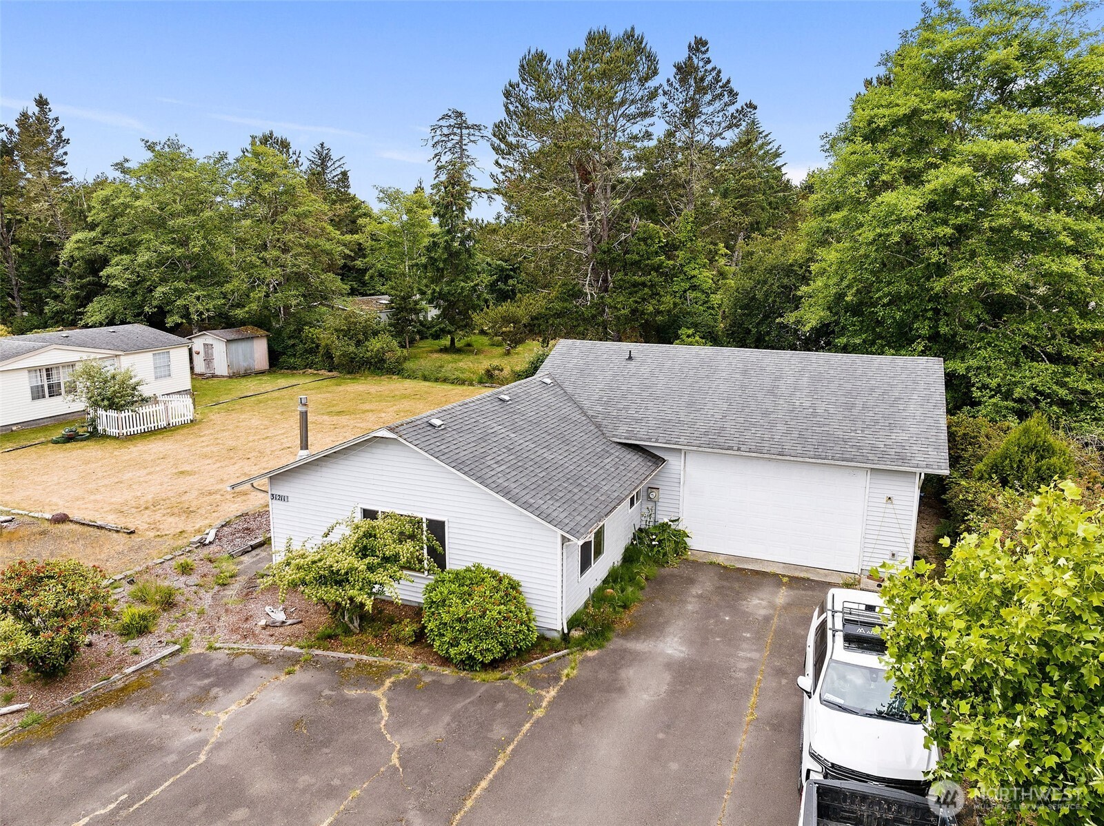 31211 N Place Property Photo 1