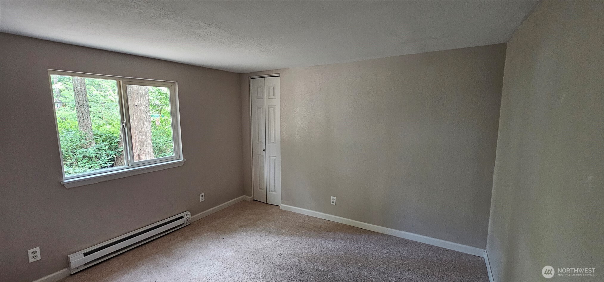 21 E Cromarty Court Property Photo 22