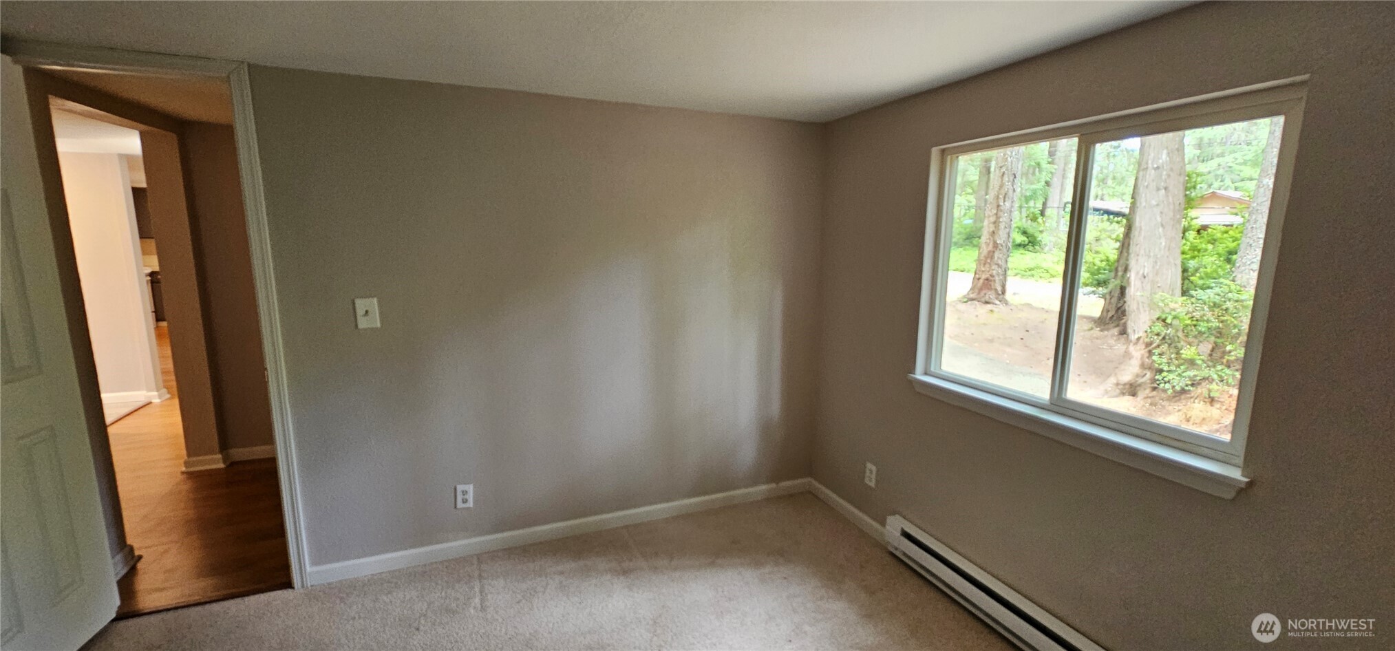 21 E Cromarty Court Property Photo 23