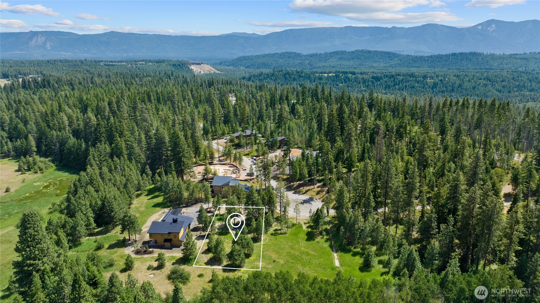 470 Old Grove Trail Property Photo 3