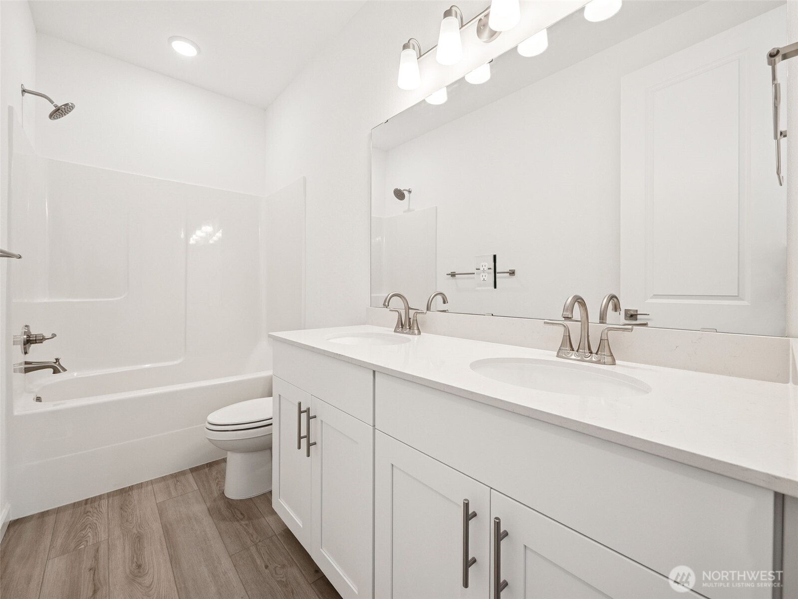 20230 150th Street 598 Property Photo 9
