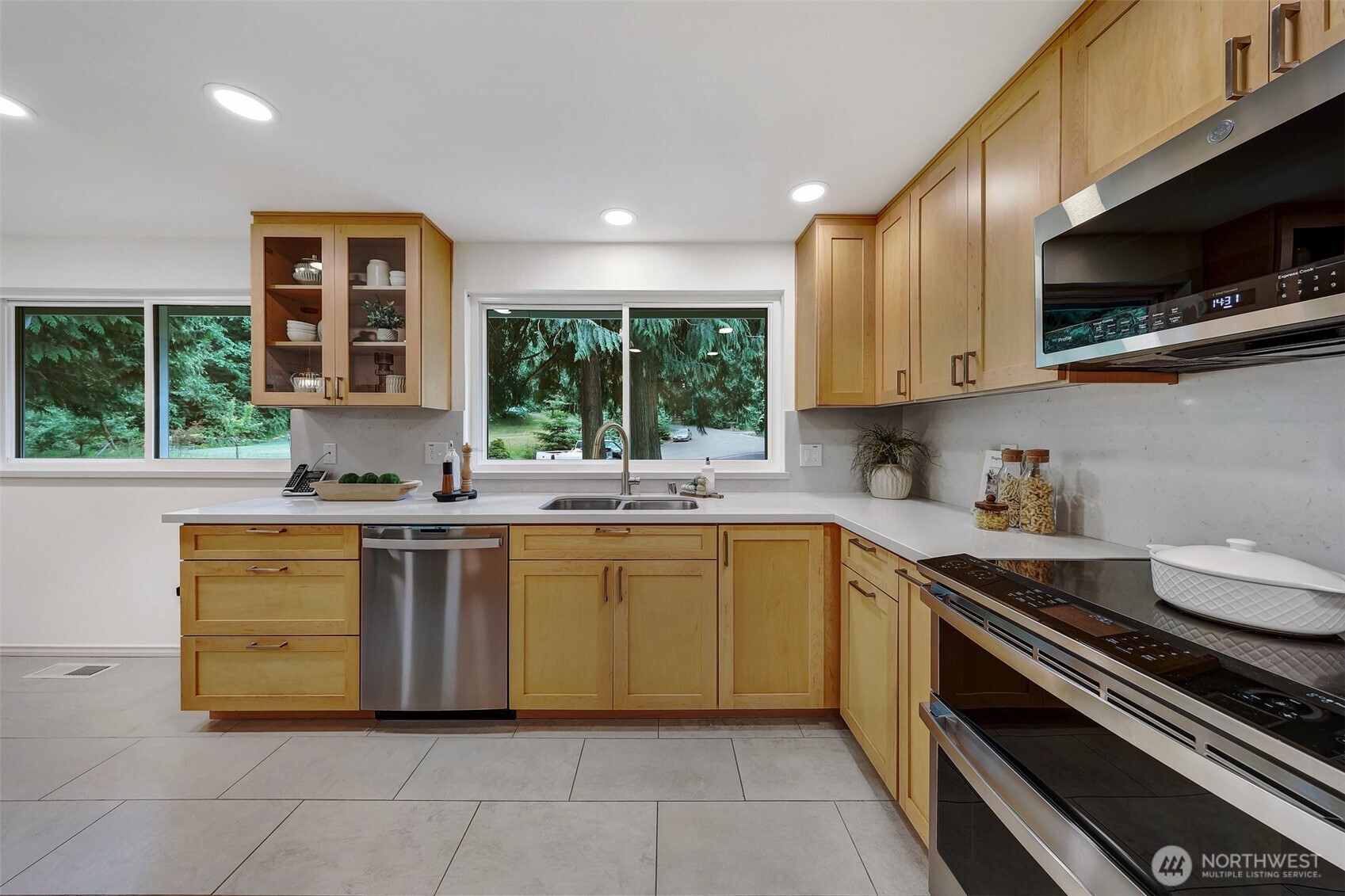 18204 Ne 179th Street Property Photo 8
