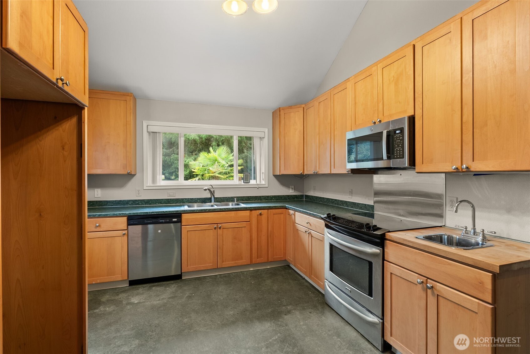 33 Rustemeyer Road Property Photo 15