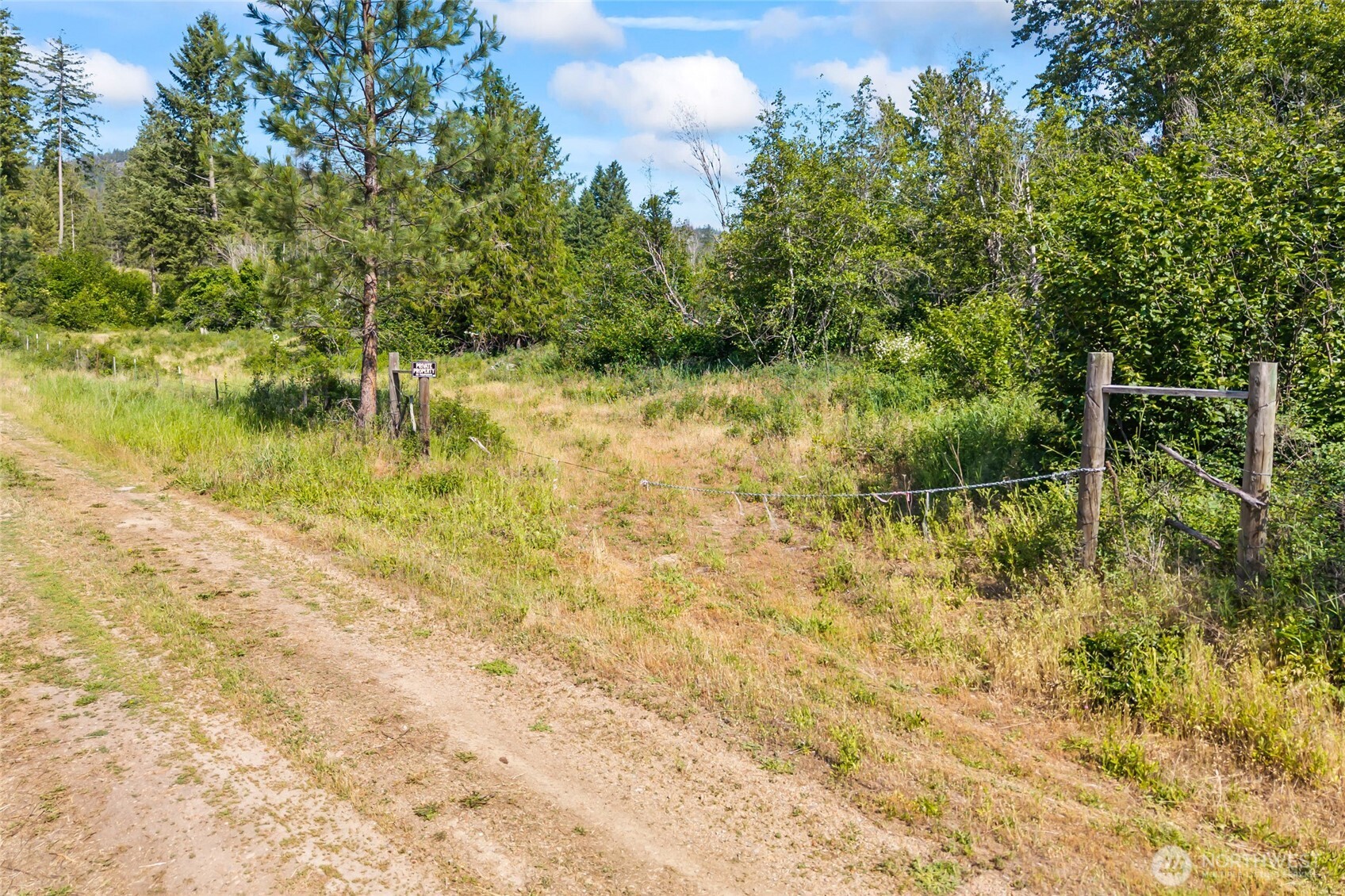 8 Xx Nancy Creek Rd. Property Photo 5
