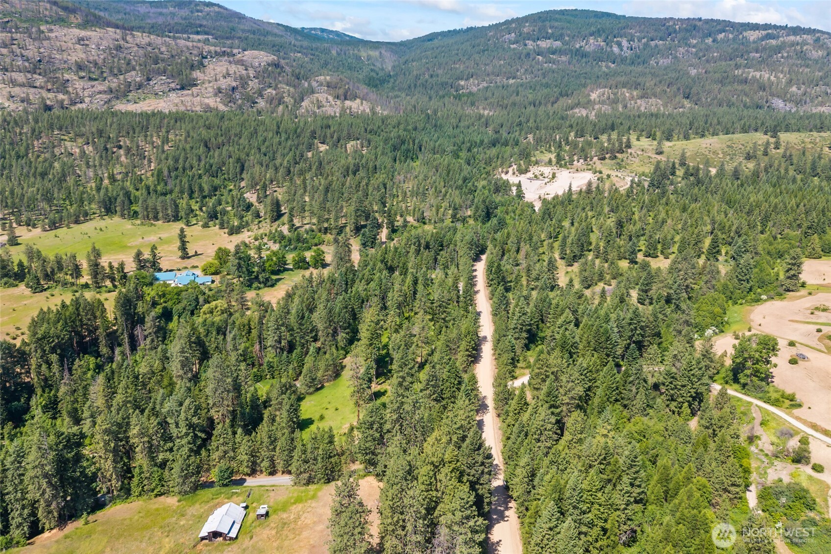 8 Xx Nancy Creek Rd. Property Photo 40