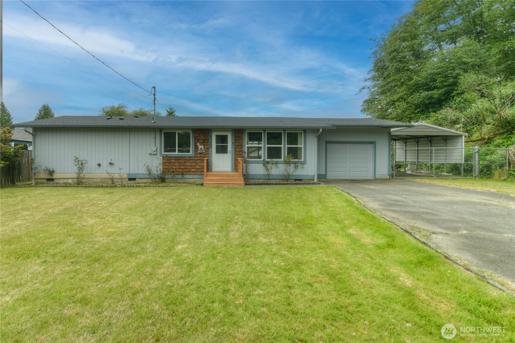 1320 Minor Street Property Photo 1