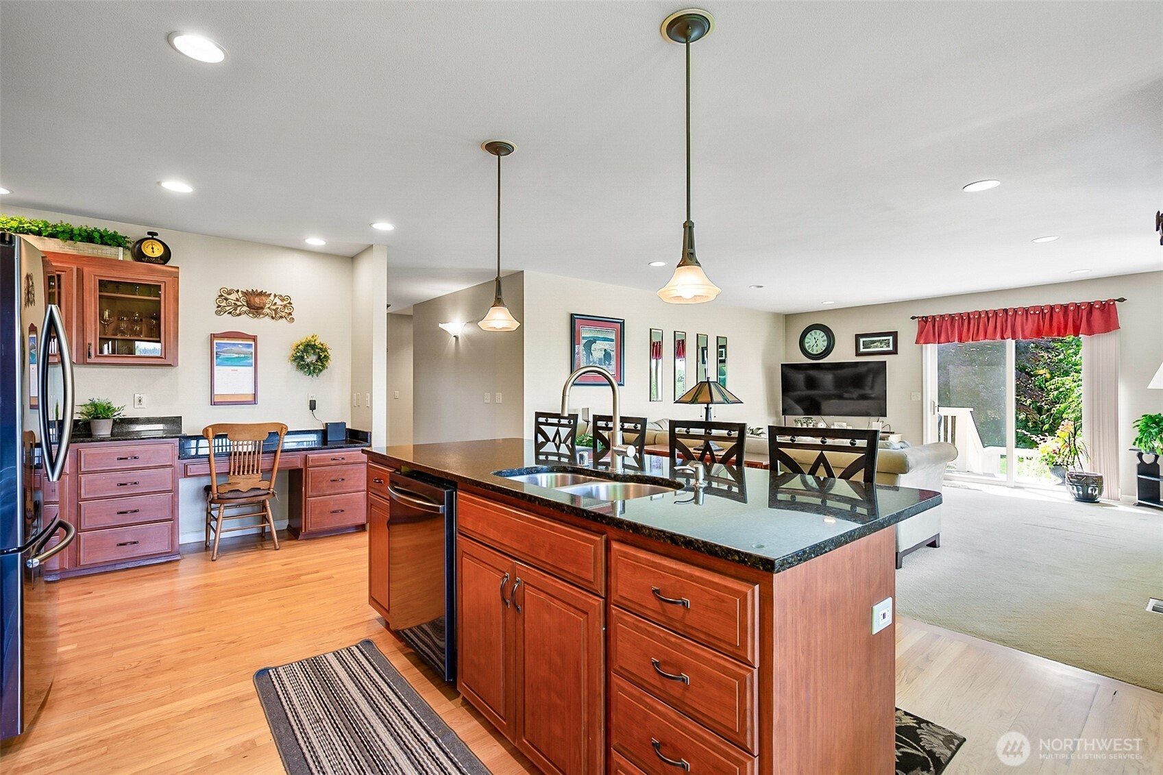 828 State Highway 532 Property Photo 12