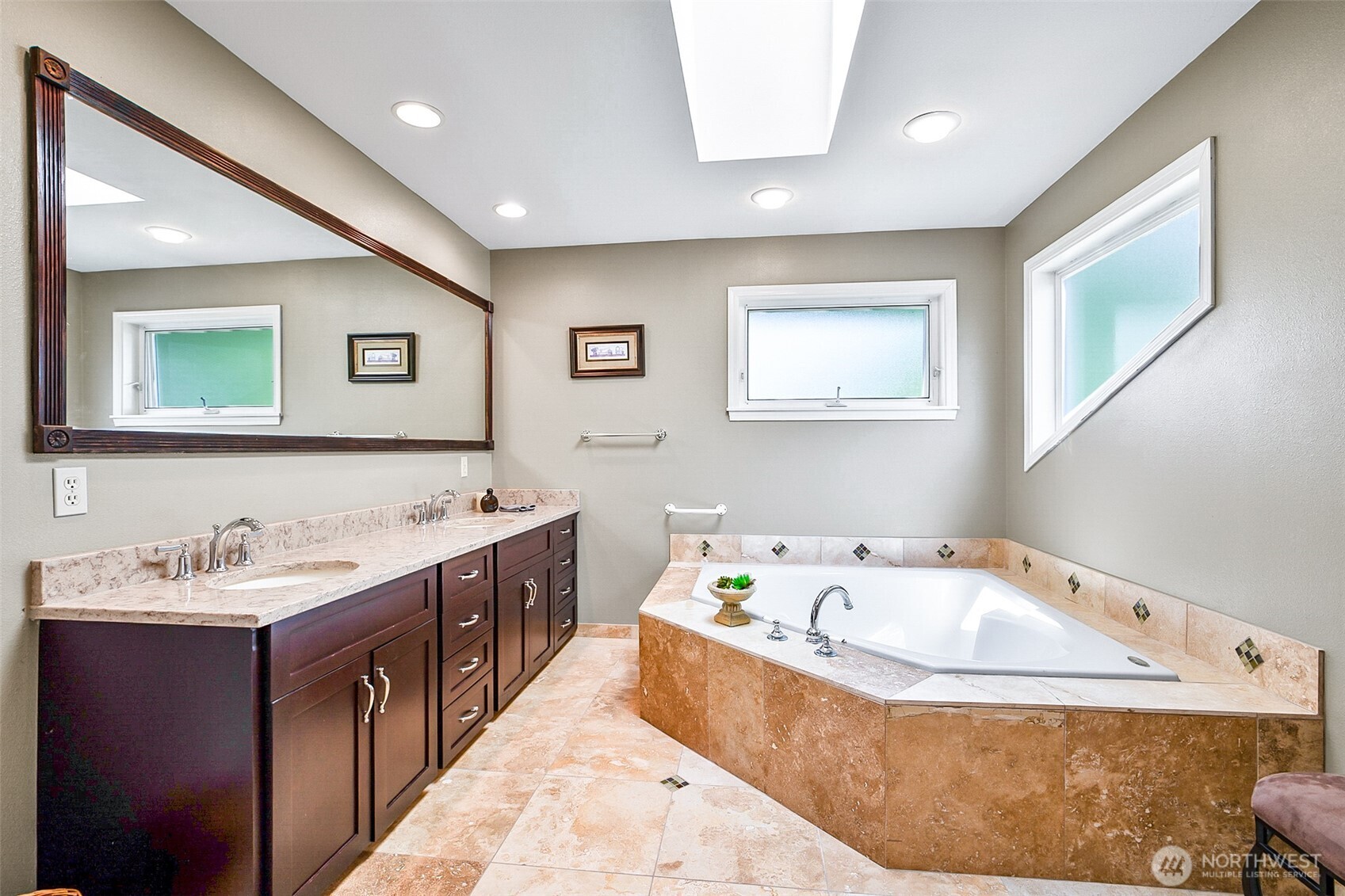 828 State Highway 532 Property Photo 18