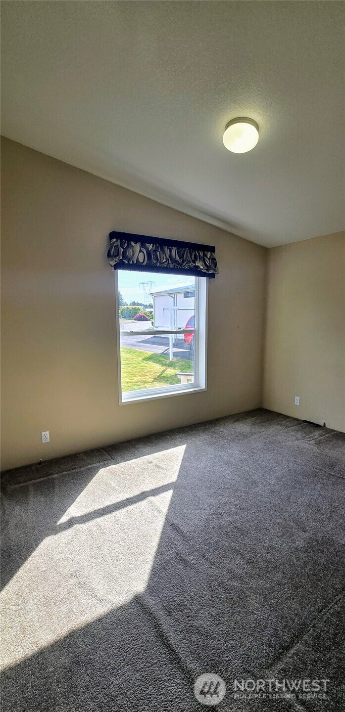 57 Clemons Road 17 Property Photo 17