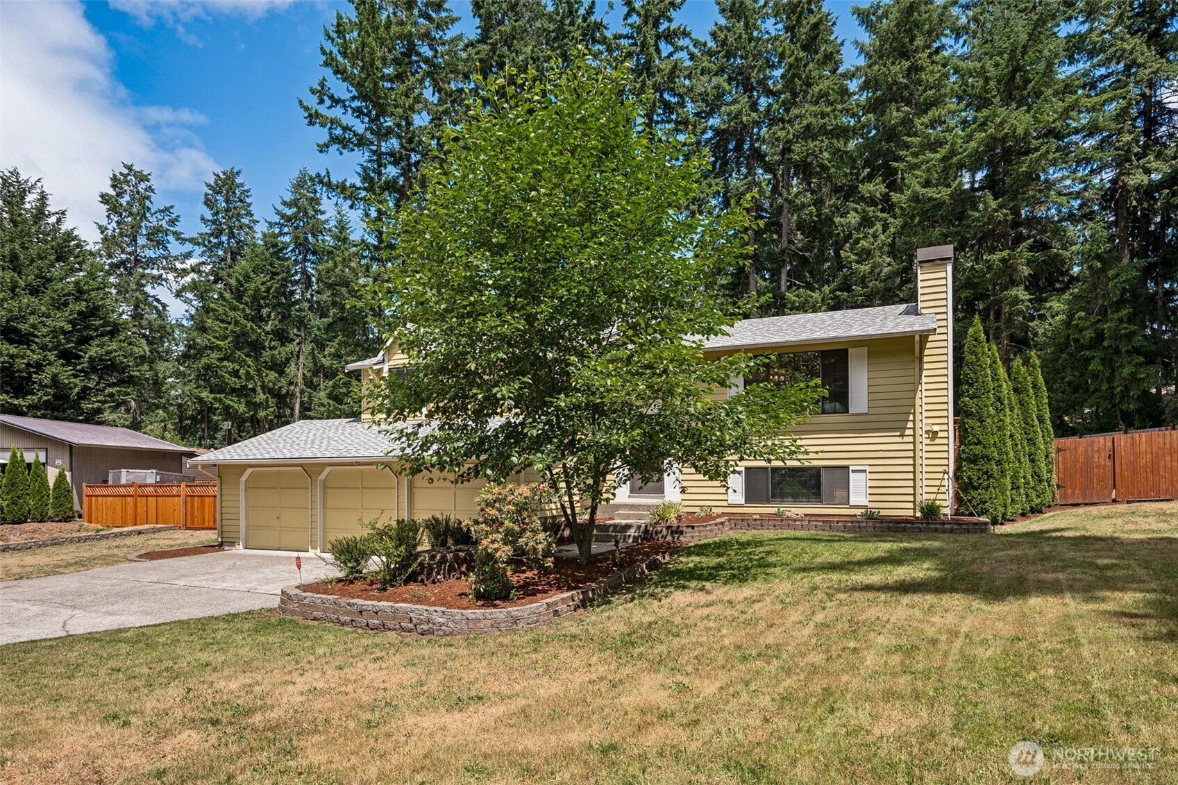 8524 46th Court Property Photo 1