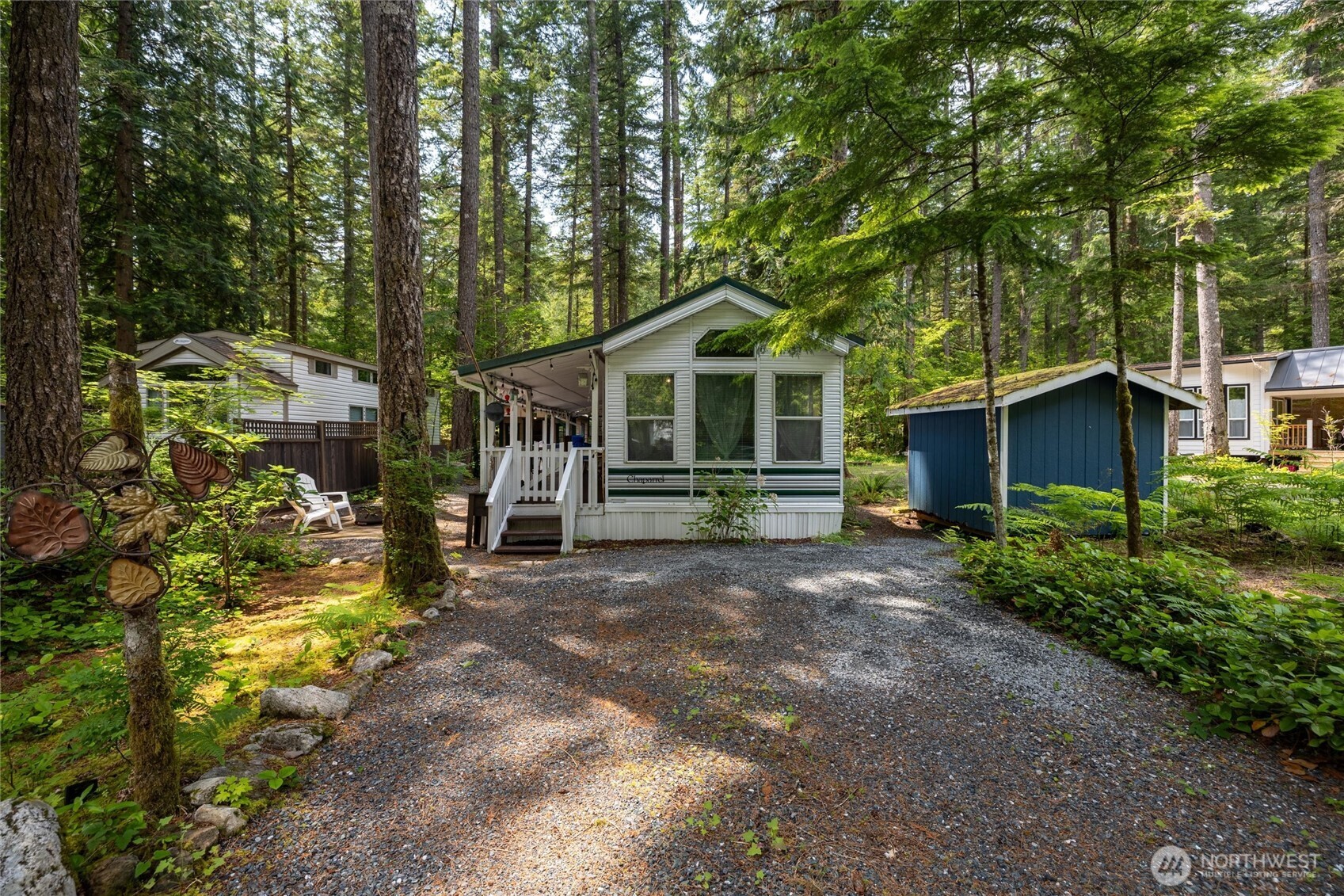83 6 Riverside Drive Property Photo 1