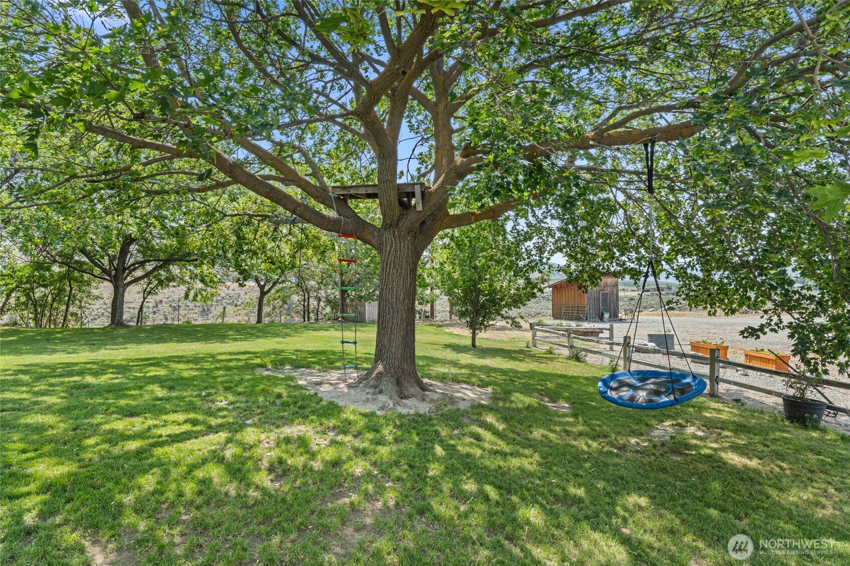 93 Warren Road Property Photo 7