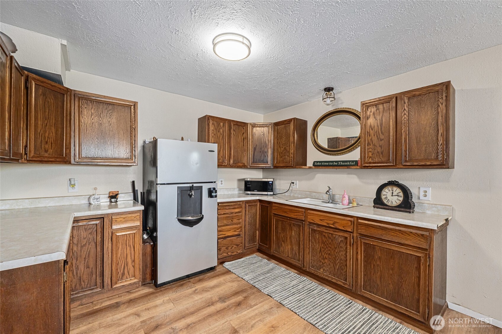 93 Warren Road Property Photo 12