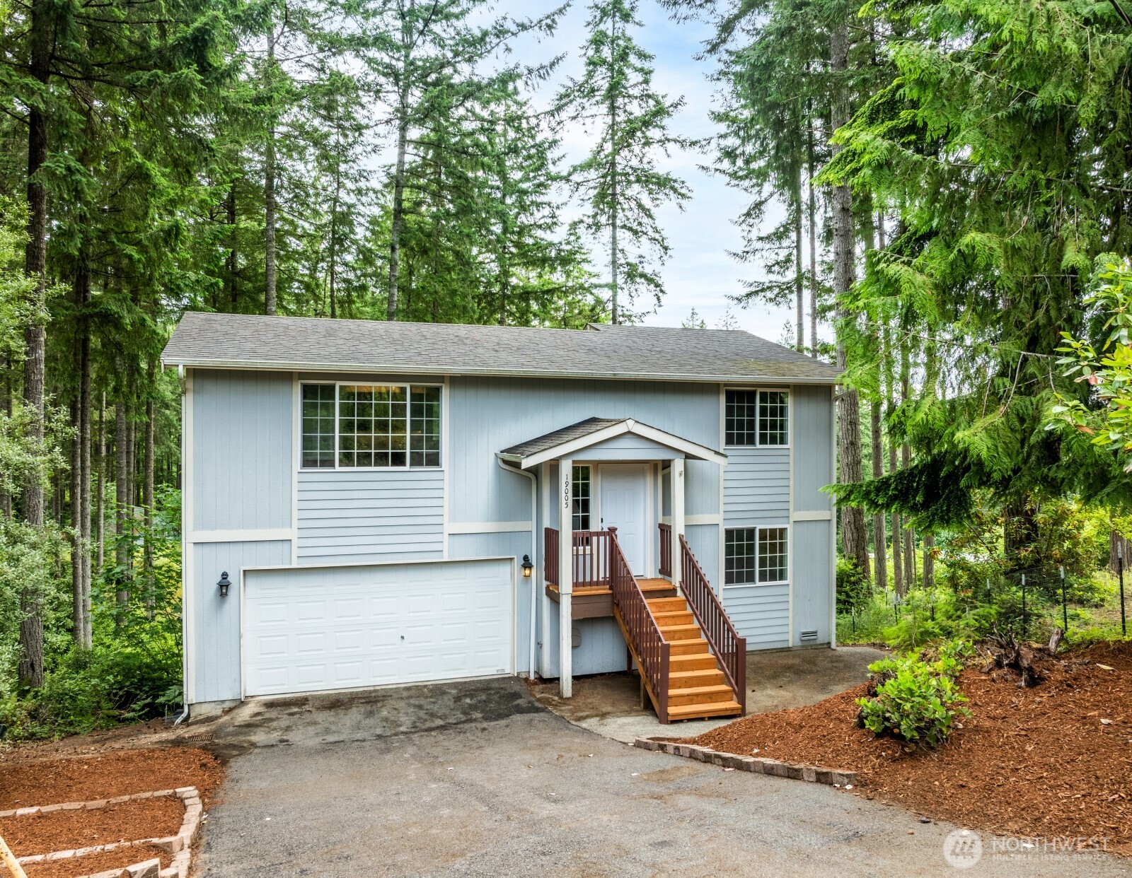 19005 23rd Street Property Photo 1