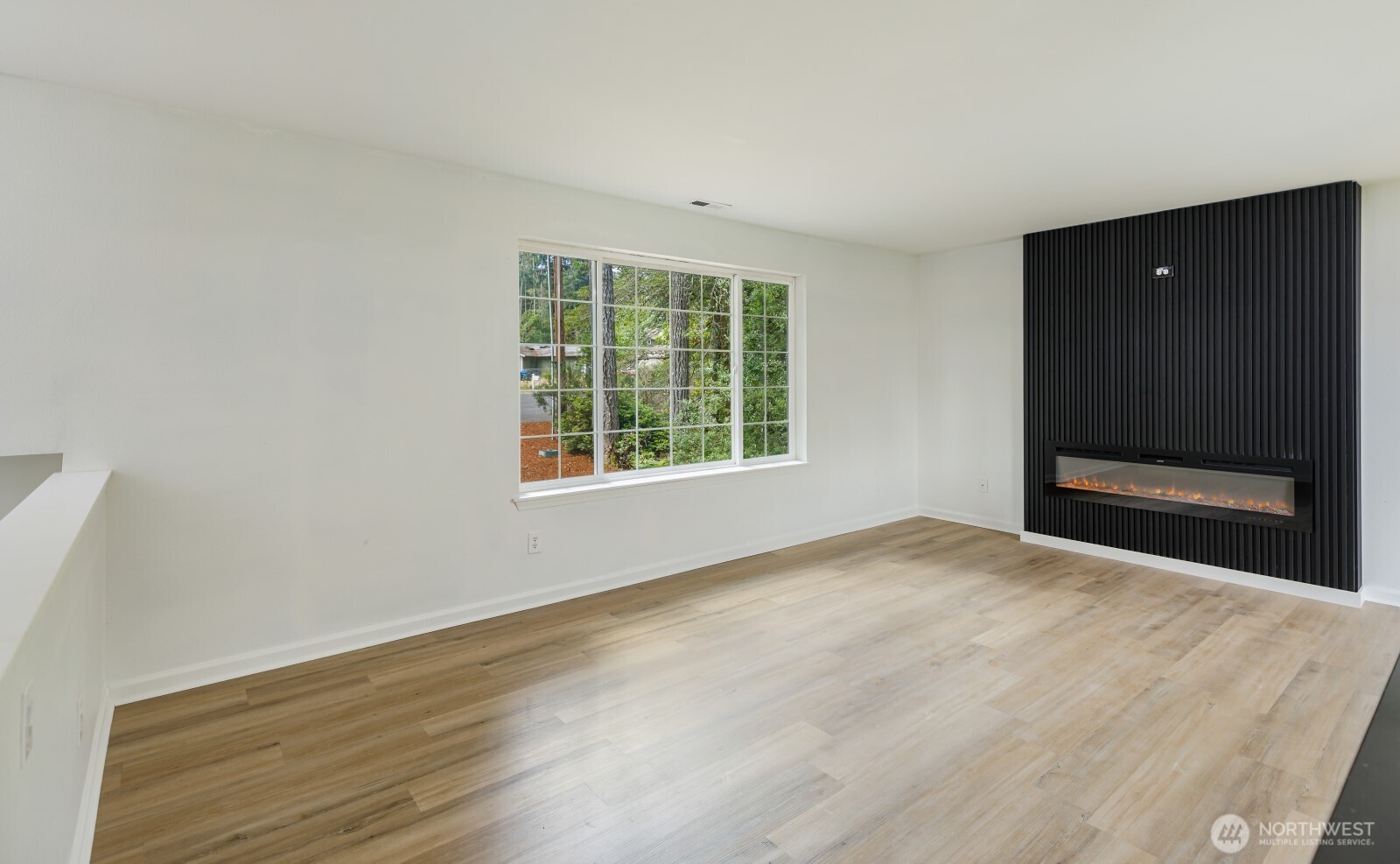 19005 23rd Street Property Photo 3