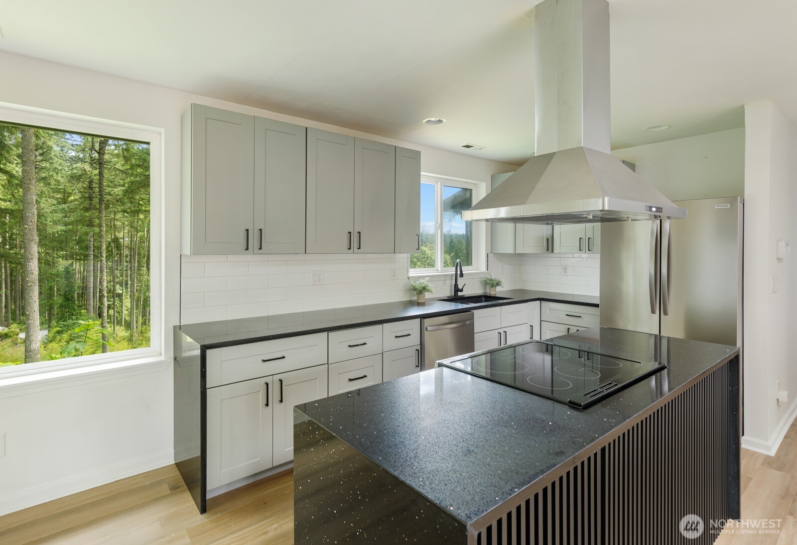 19005 23rd Street Property Photo 6