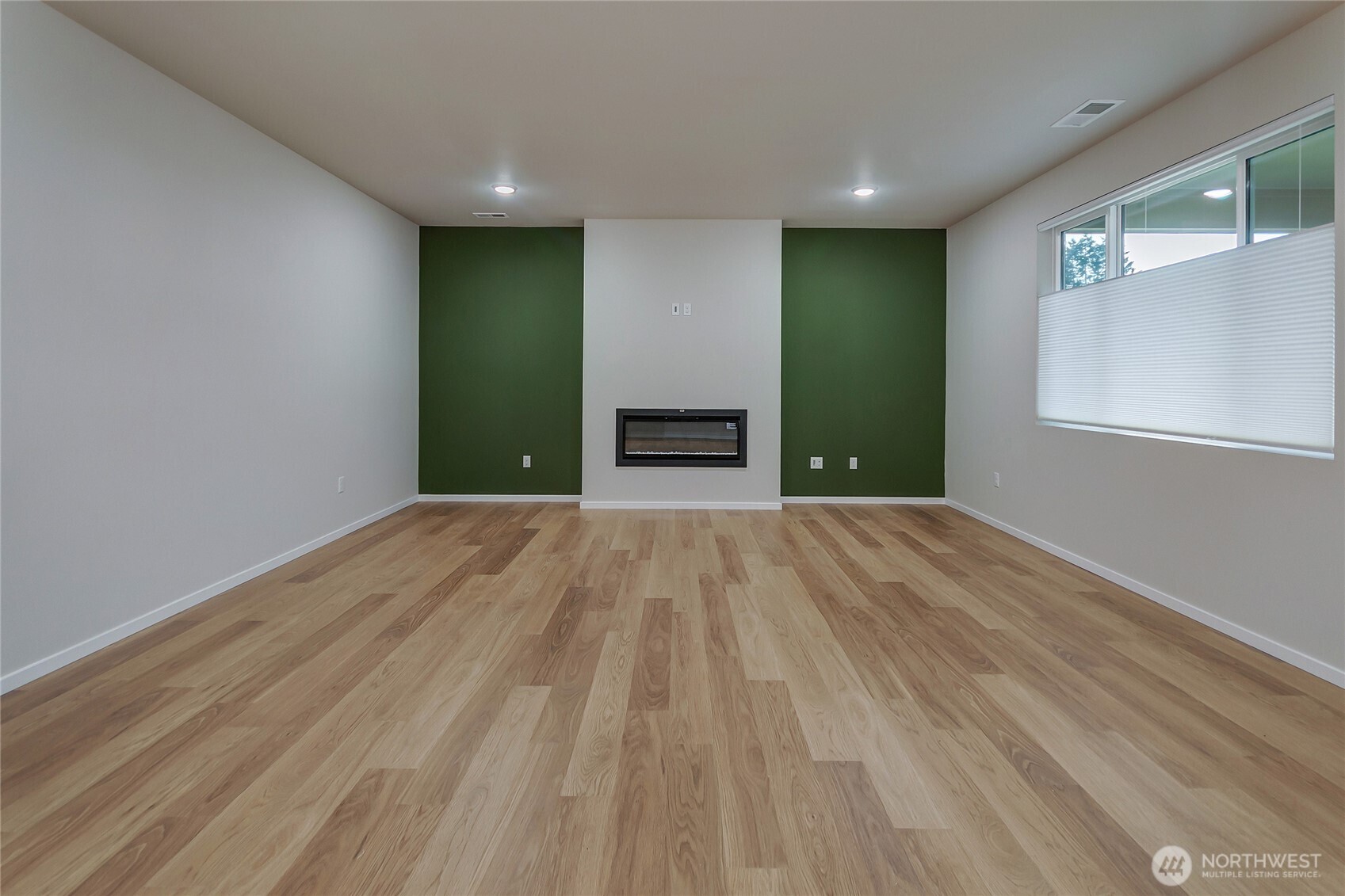 18308 37th Avenue Property Photo 8