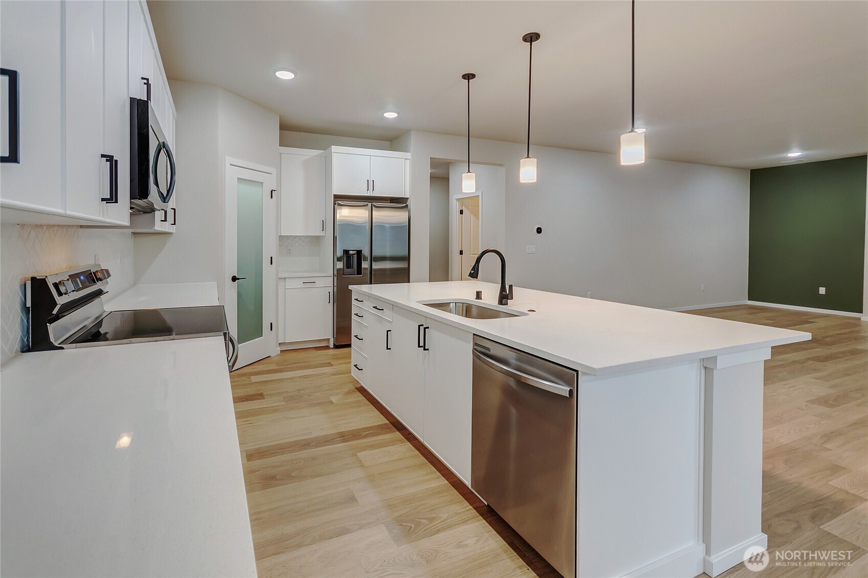 18308 37th Avenue Property Photo 12