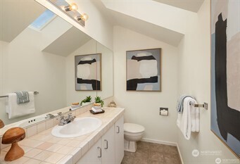 1926 Fairview Avenue 301 Property Photo 22