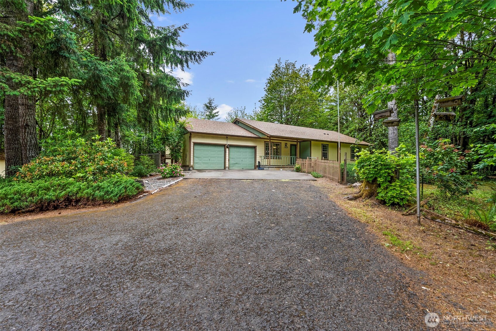 138 Sunnyside Drive Property Photo 1