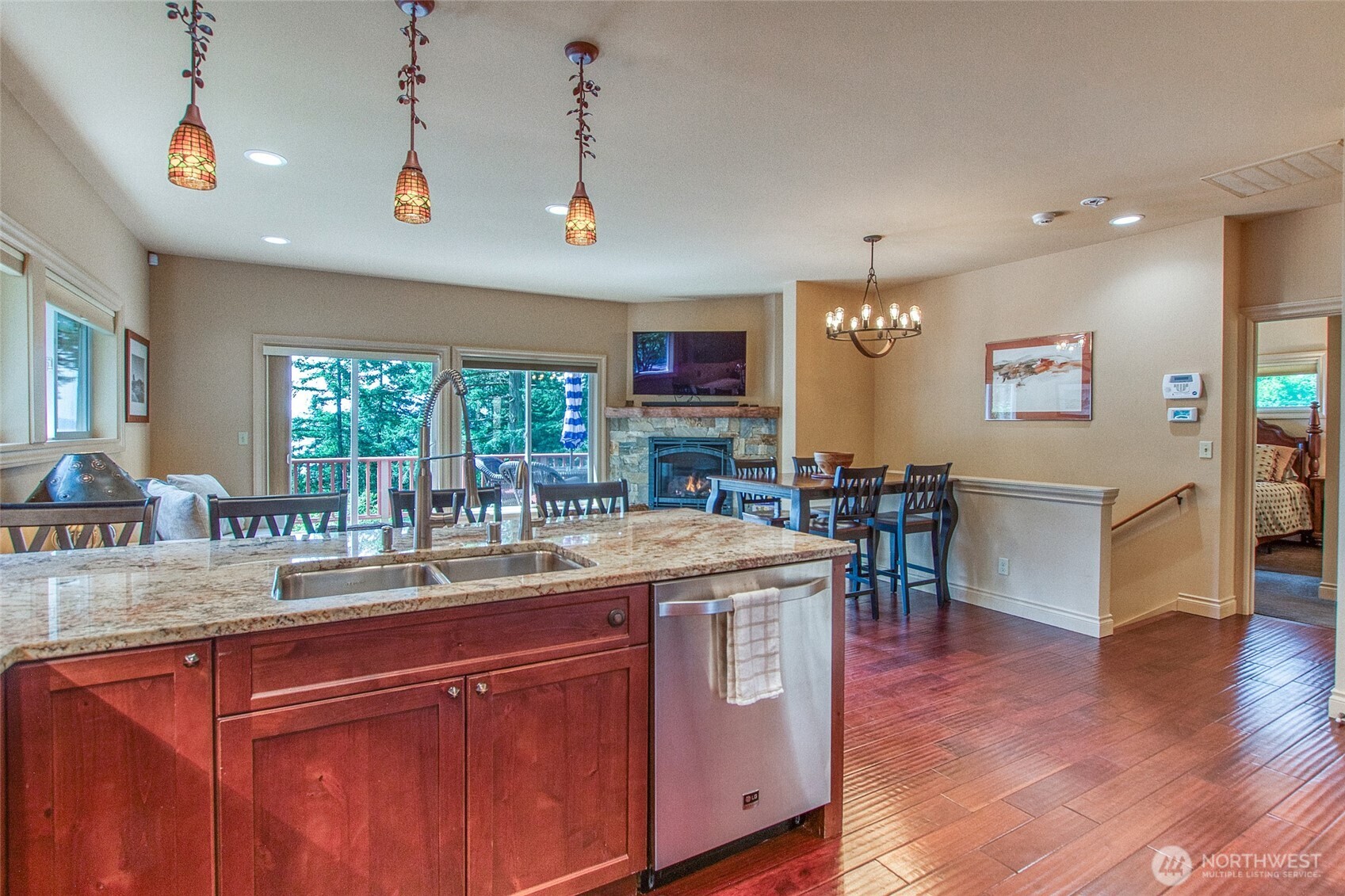 211 Geer Lane Property Photo 11