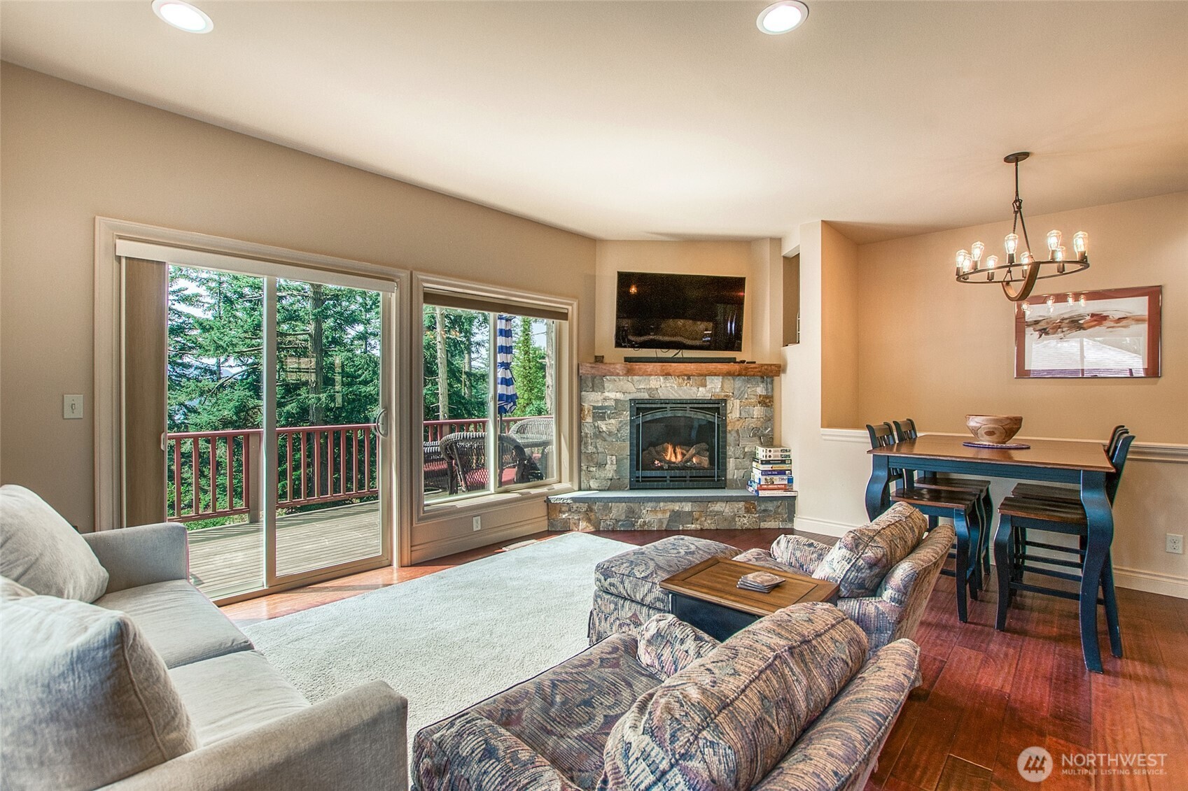 211 Geer Lane Property Photo 14