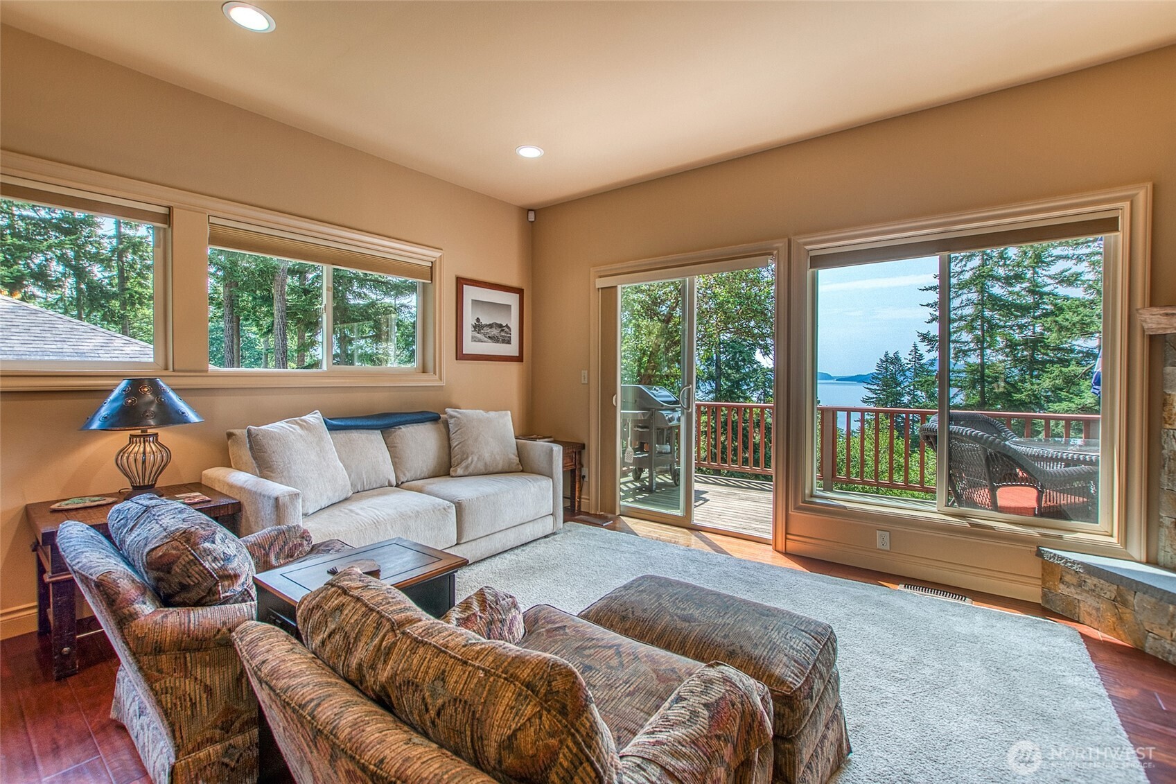 211 Geer Lane Property Photo 18