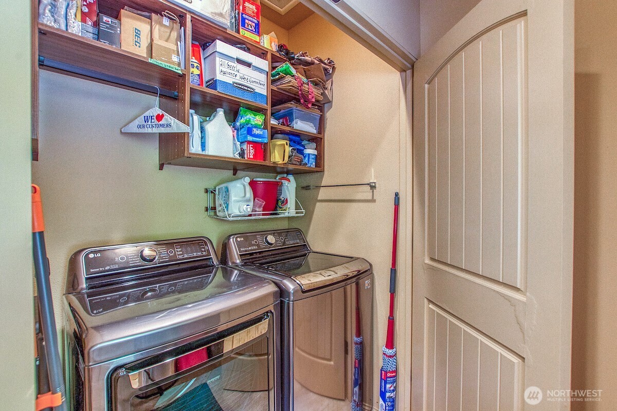 211 Geer Lane Property Photo 28