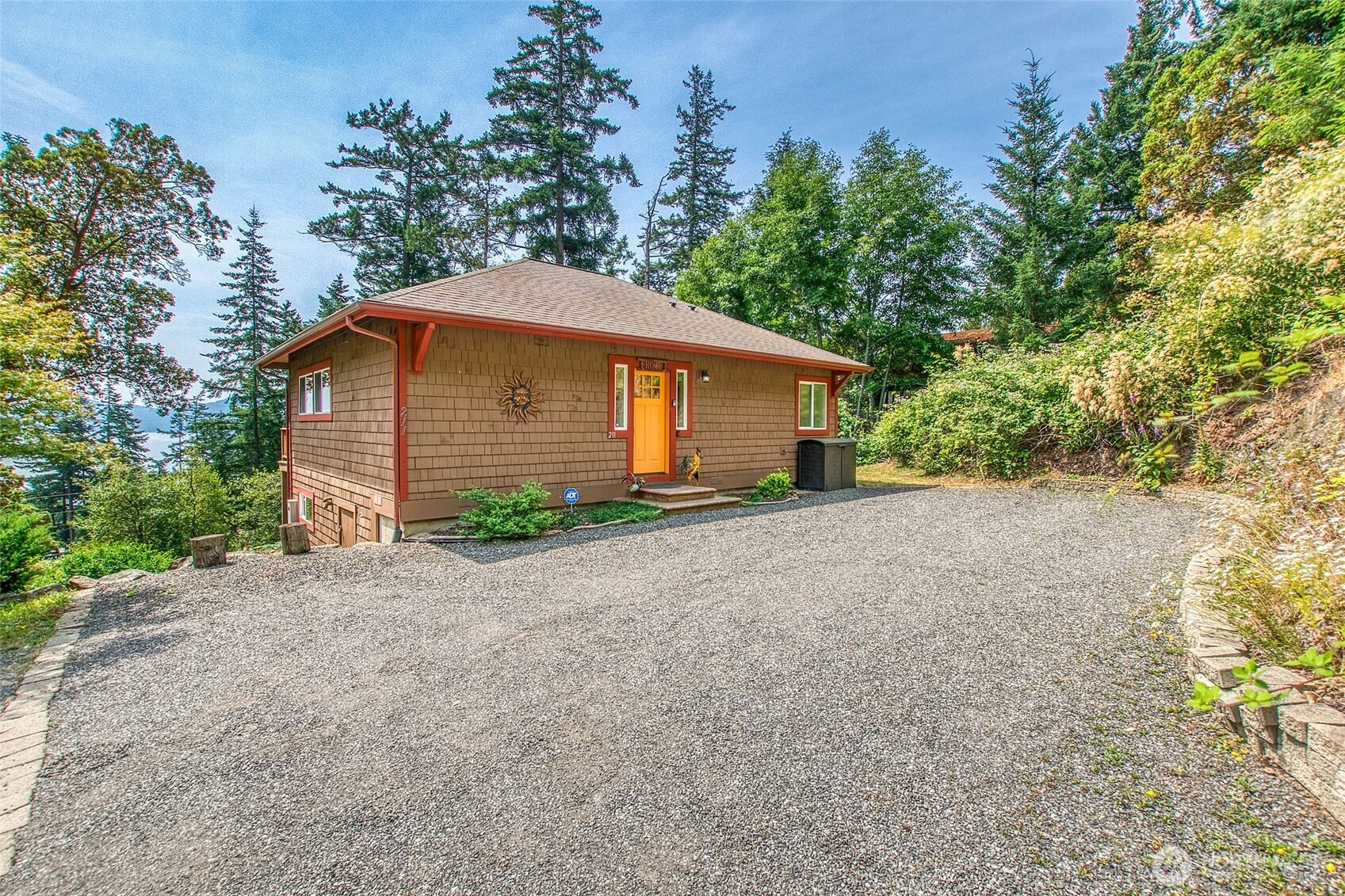 211 Geer Lane Property Photo 36