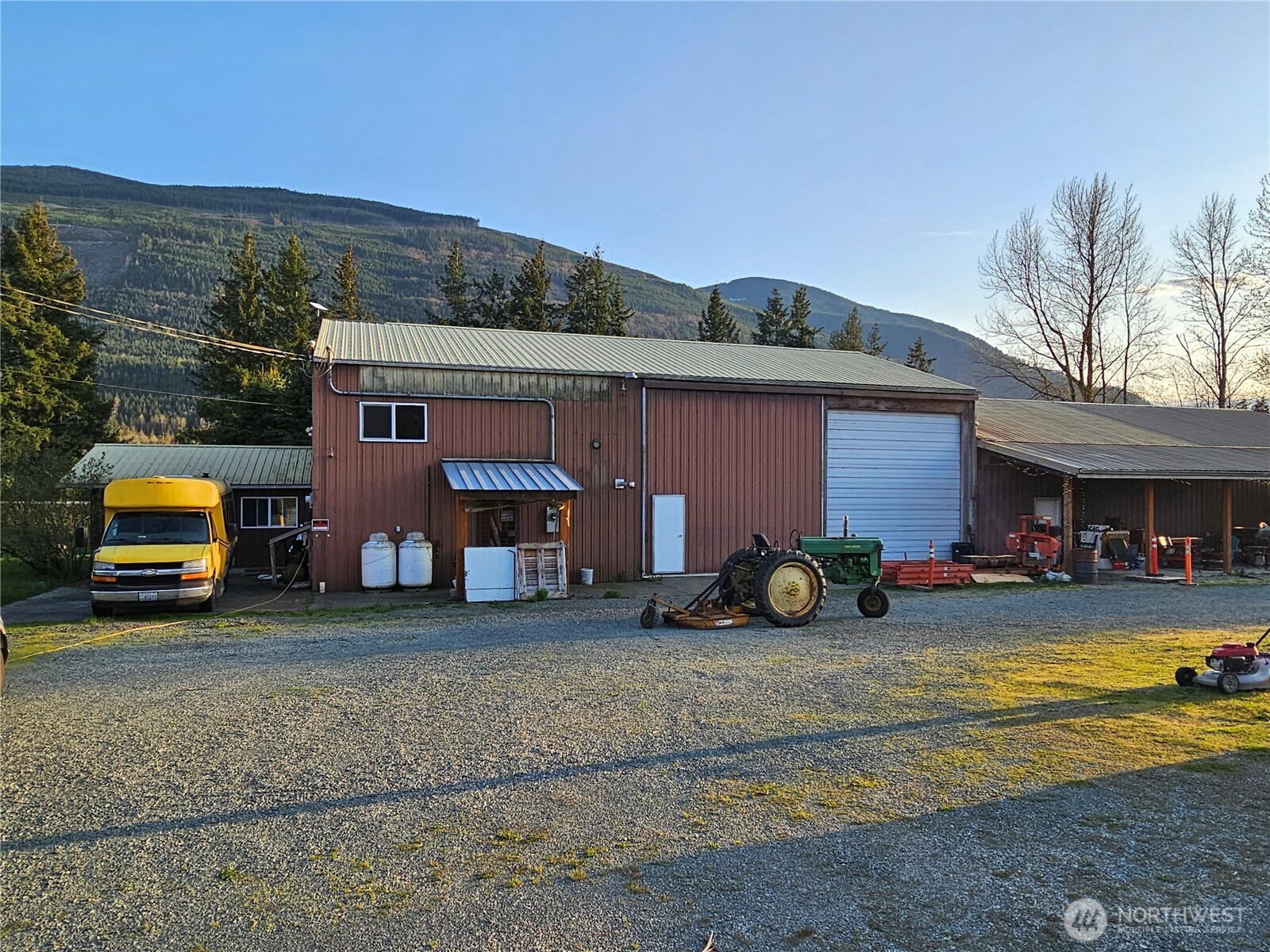 35925 State Route 20 Property Photo 3