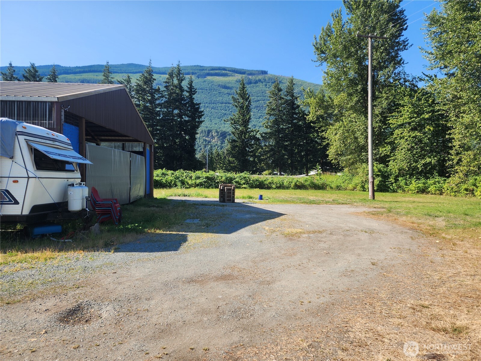 35925 State Route 20 Property Photo 4