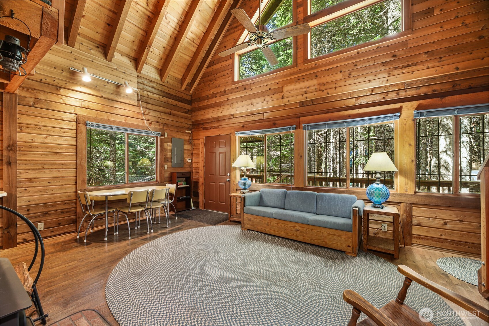 81 Snow Cabin Place Property Photo 3