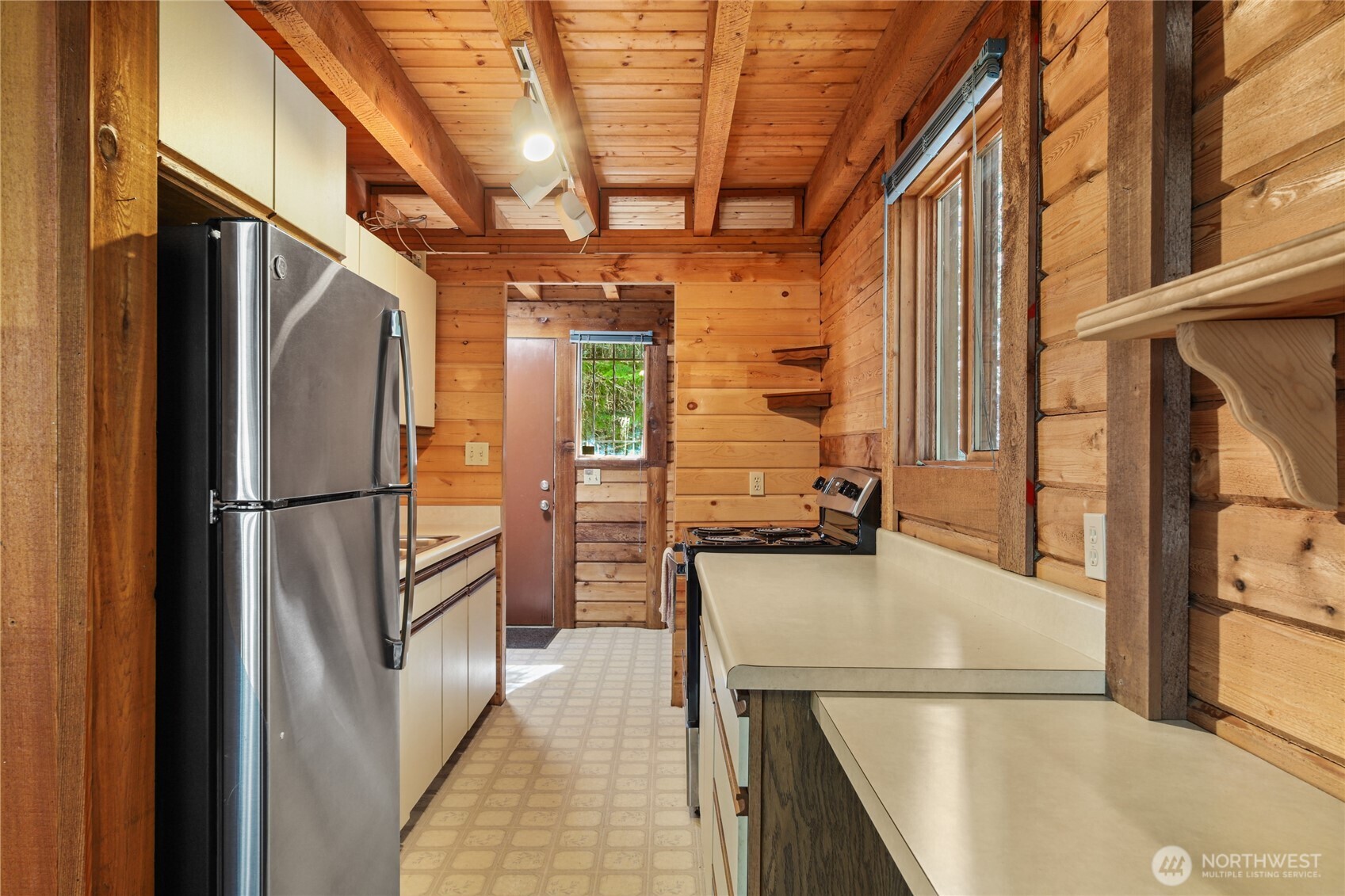 81 Snow Cabin Place Property Photo 5