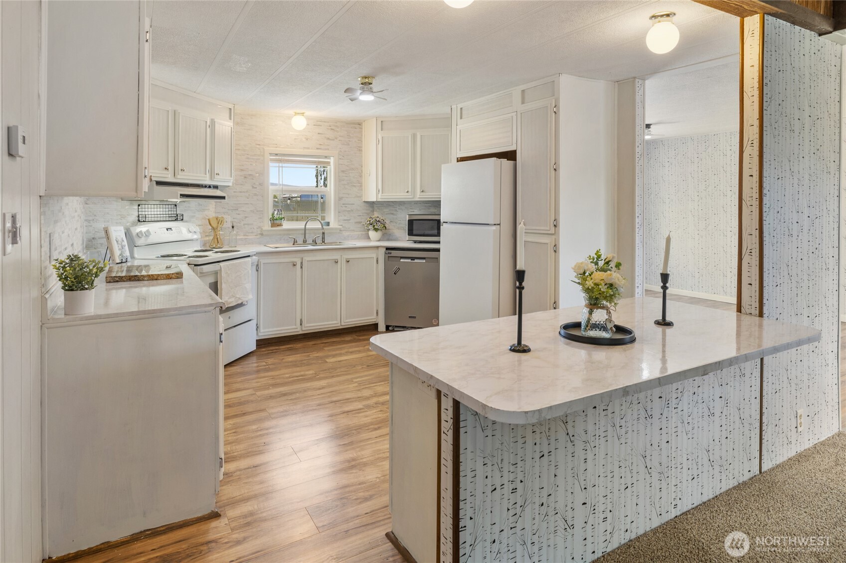 108 S Clark Street Property Photo 20