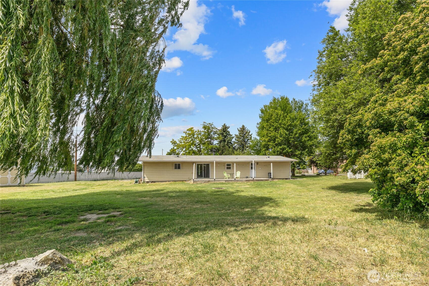 108 S Clark Street Property Photo 37