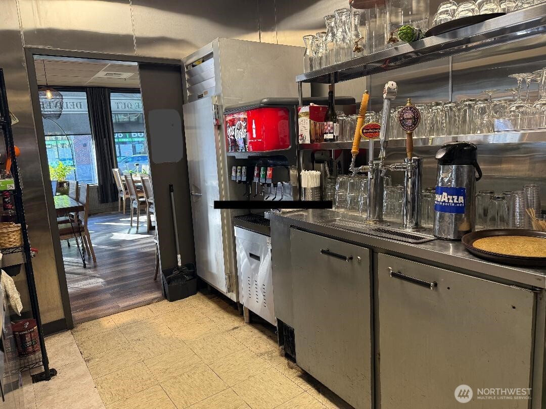 2396630 Property Photo 9