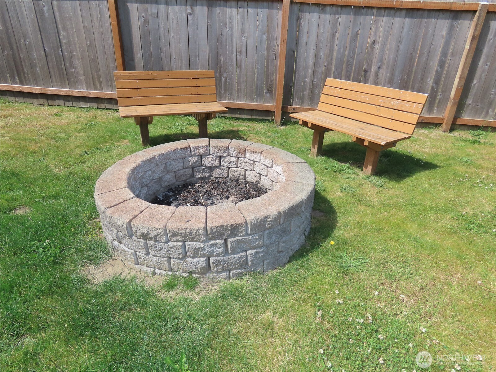 608 S Forrest Street Property Photo 9