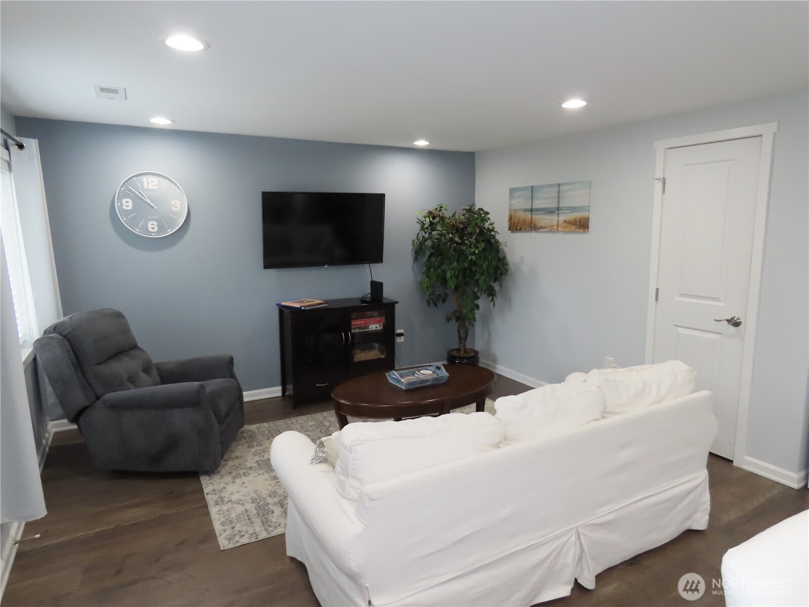 608 S Forrest Street Property Photo 11