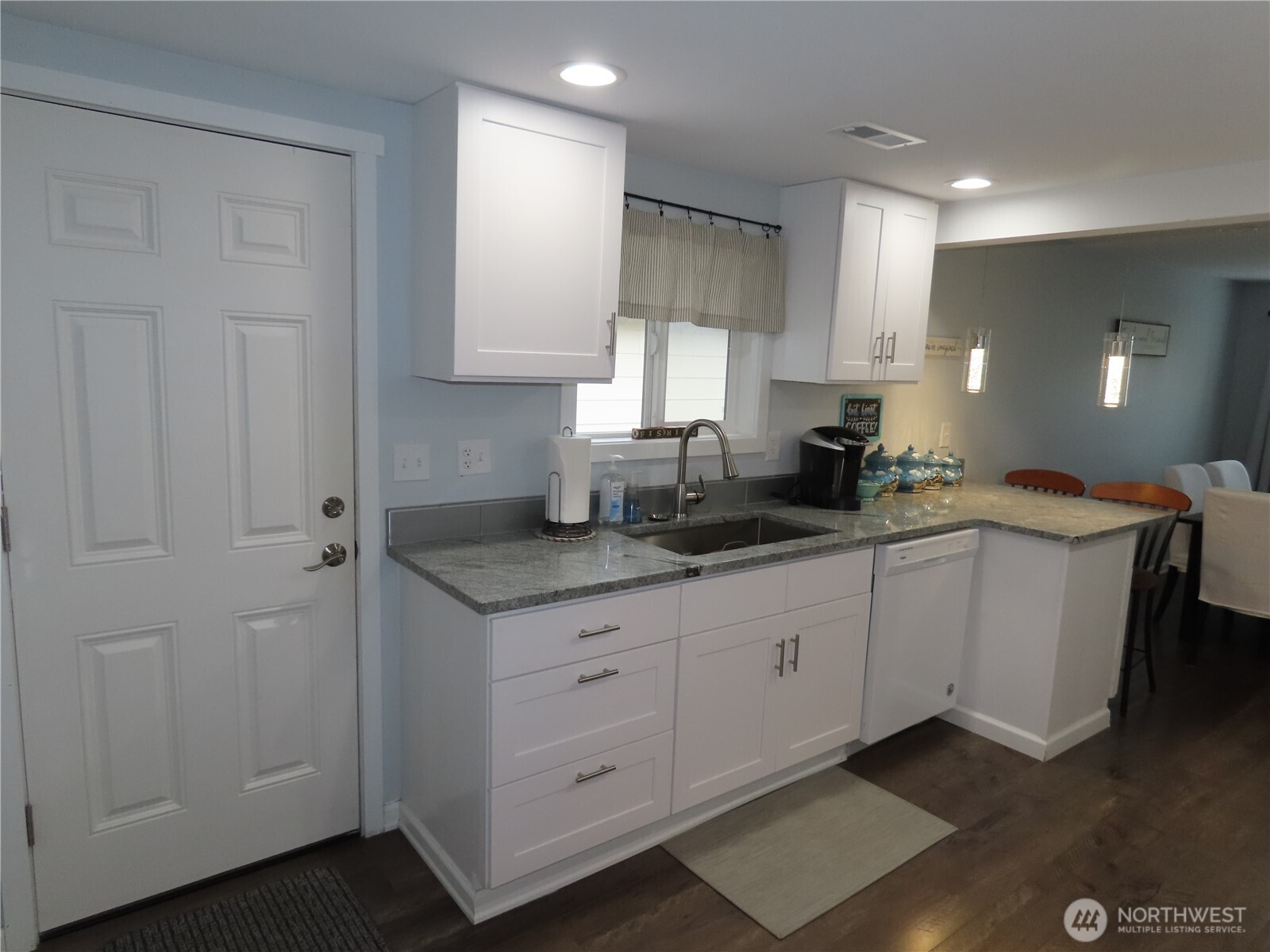 608 S Forrest Street Property Photo 19