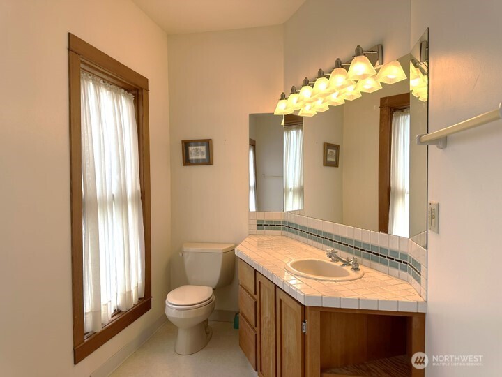 731 Pierce Street Property Photo 35