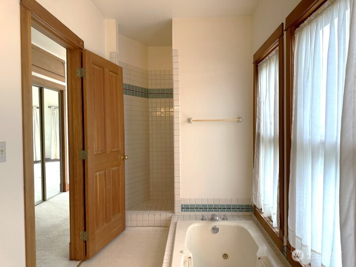 731 Pierce Street Property Photo 36