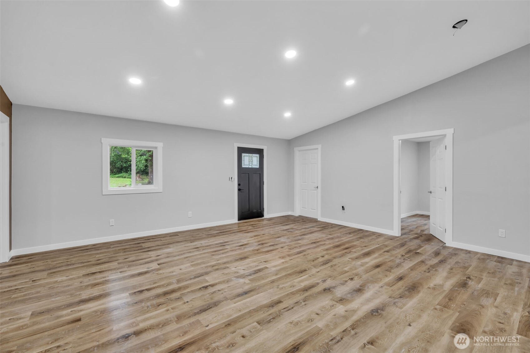 37412 34th Avenue Property Photo 5