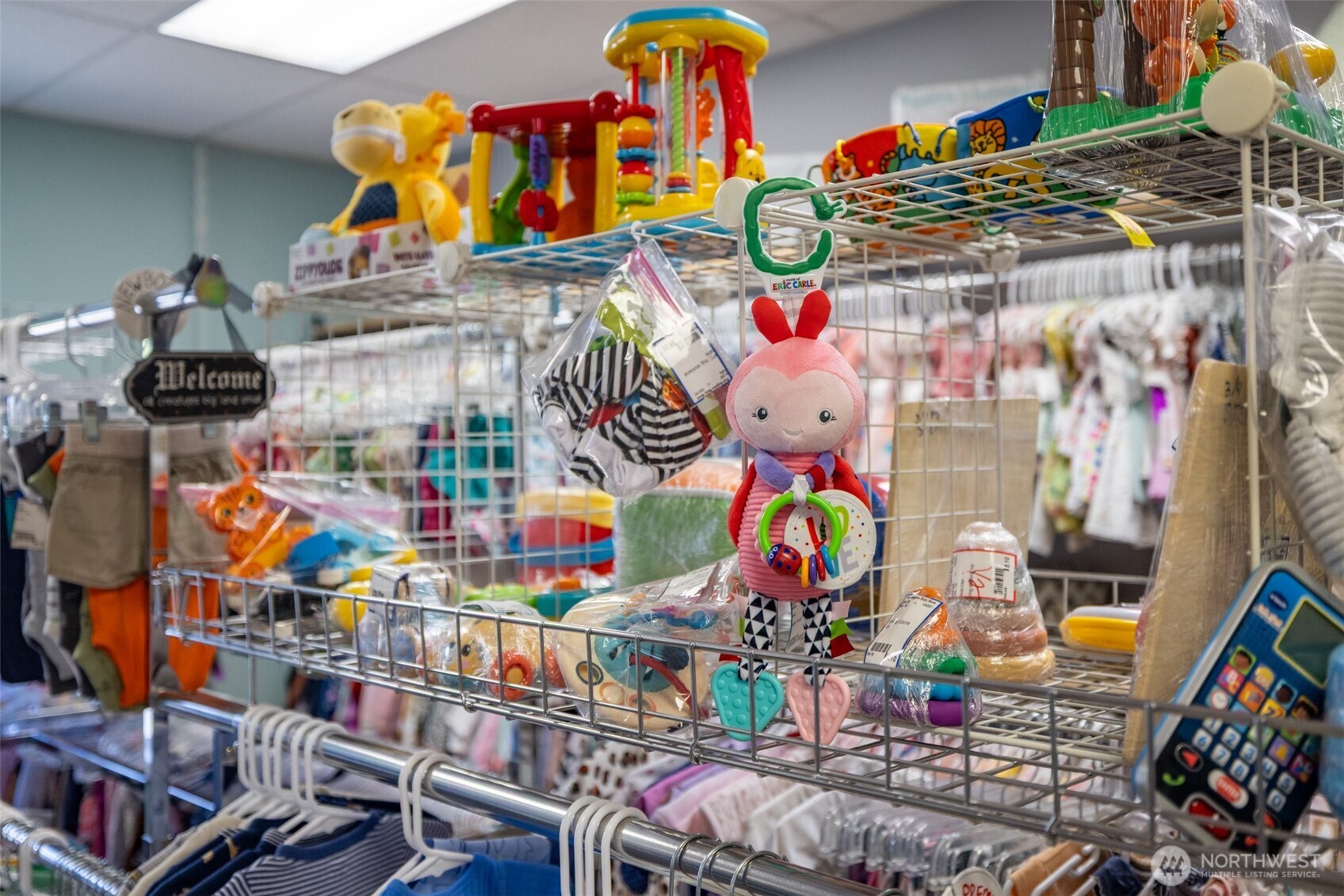 313 W First Street Store Property Photo 31