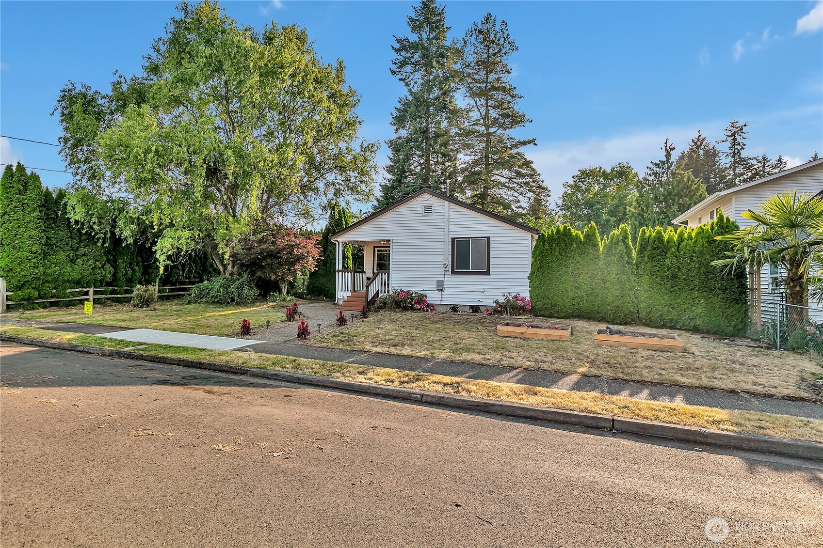 125 Pike Street Property Photo 1