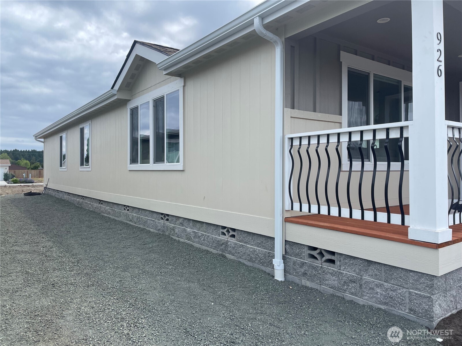 926 N Rock Rose Avenue Property Photo 10